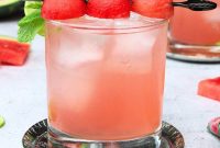 Watermelon Gin Fizz: 3-Ingredient Summer Cocktail Recipe