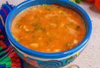 Spicy Chile de Árbol Tomato Salsa