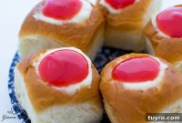 Guava Cream Cheese Custard Rolls Recipe