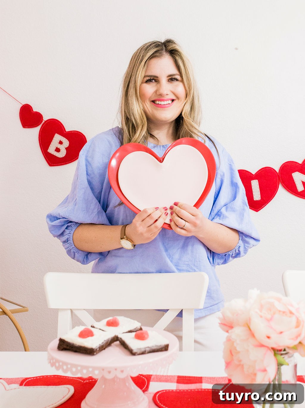 Valentine's Party Ideas for Kids 10 holding heart plates