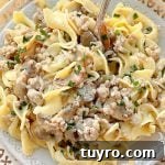 Creamy Ground Pork Stroganoff Recipe for Quick Weeknight Meals 7 Pork Stroganoff | Foodtastic Mom #porkrecipes #porkstroganoff #stroganoff #groundporkrecipes #stroganoffrecipeeasy