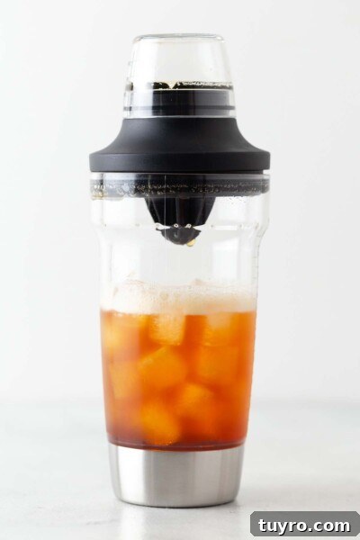 Starbucks Iced Black Tea: Flavor Guide & How to Order 7 img 25302 6