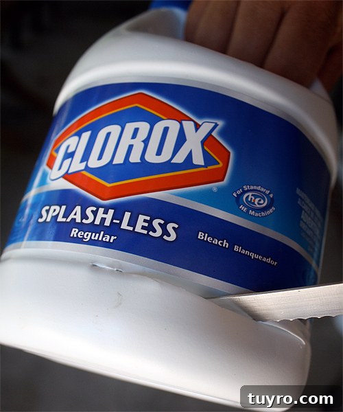crafts with clorox bottles img 26037 3