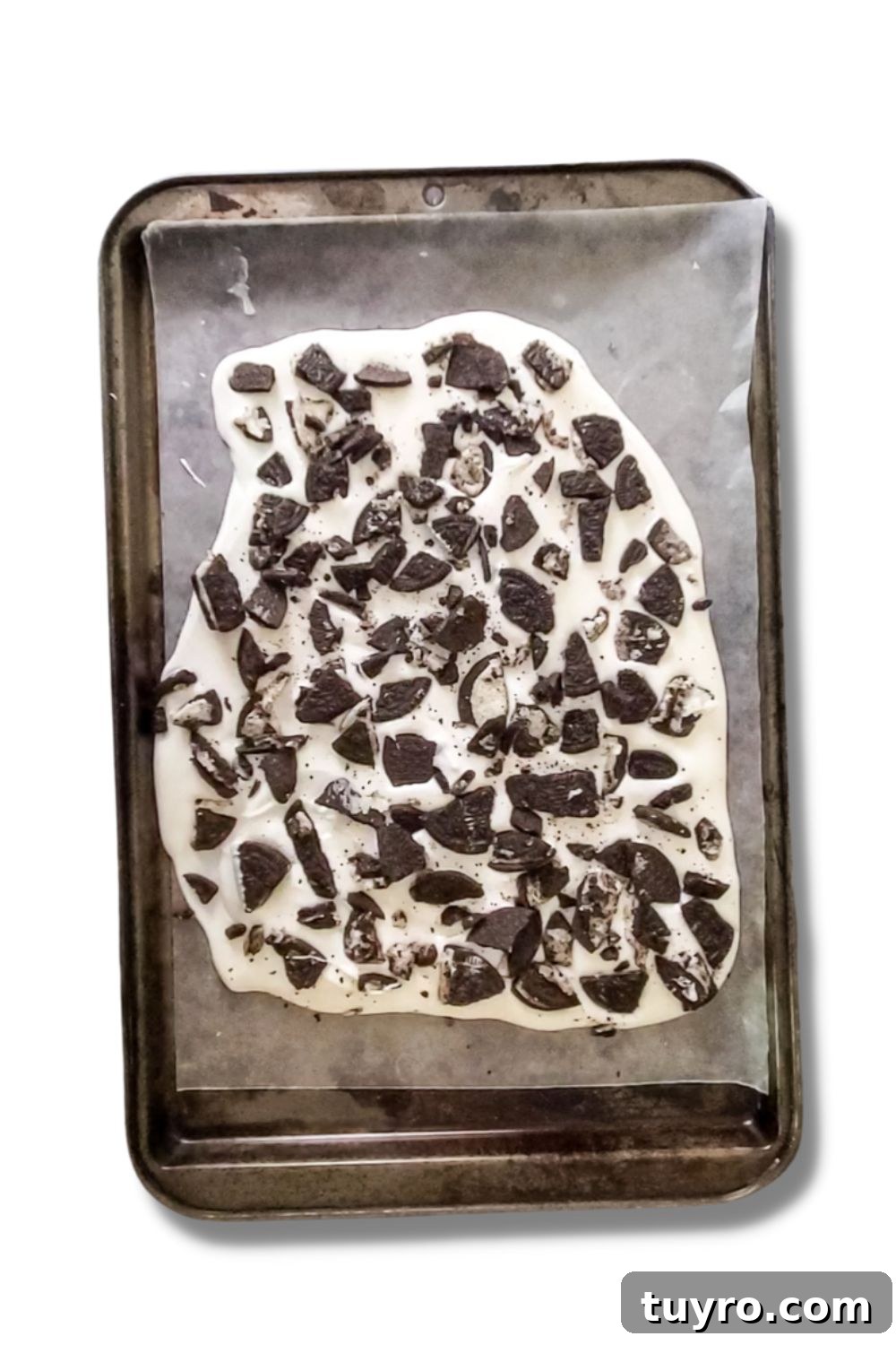 Oreo Bark Cookies and Cream Recipe: Simple No-Bake Dessert 4 img 3263 3