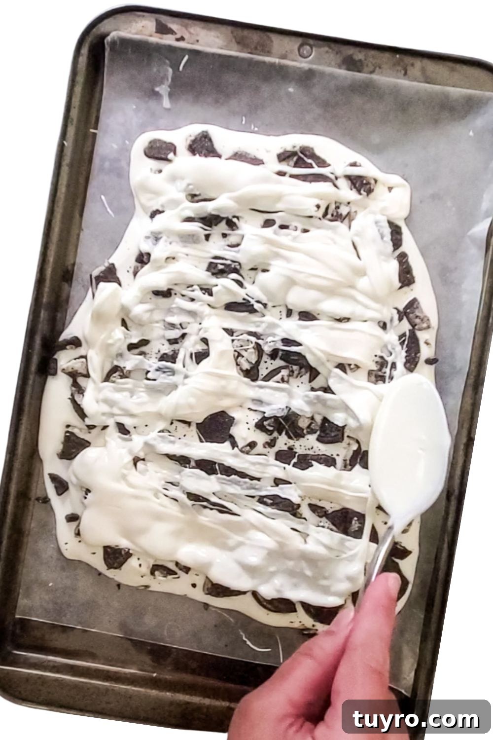 Oreo Bark Cookies and Cream Recipe: Simple No-Bake Dessert 5 img 3263 4