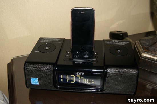 langham pasadena iphone dock radio langham pasadena iphone dock radio