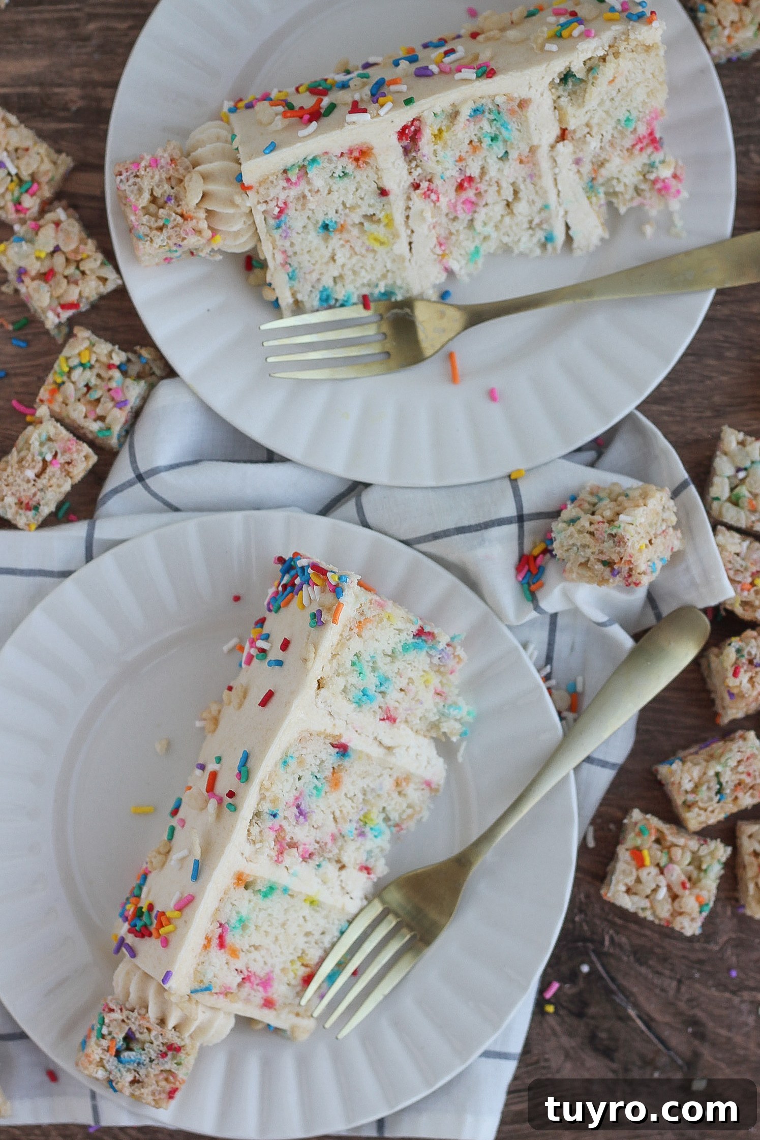 Funfetti Rice Krispie Treat Cake Recipe 7 img 6604 6