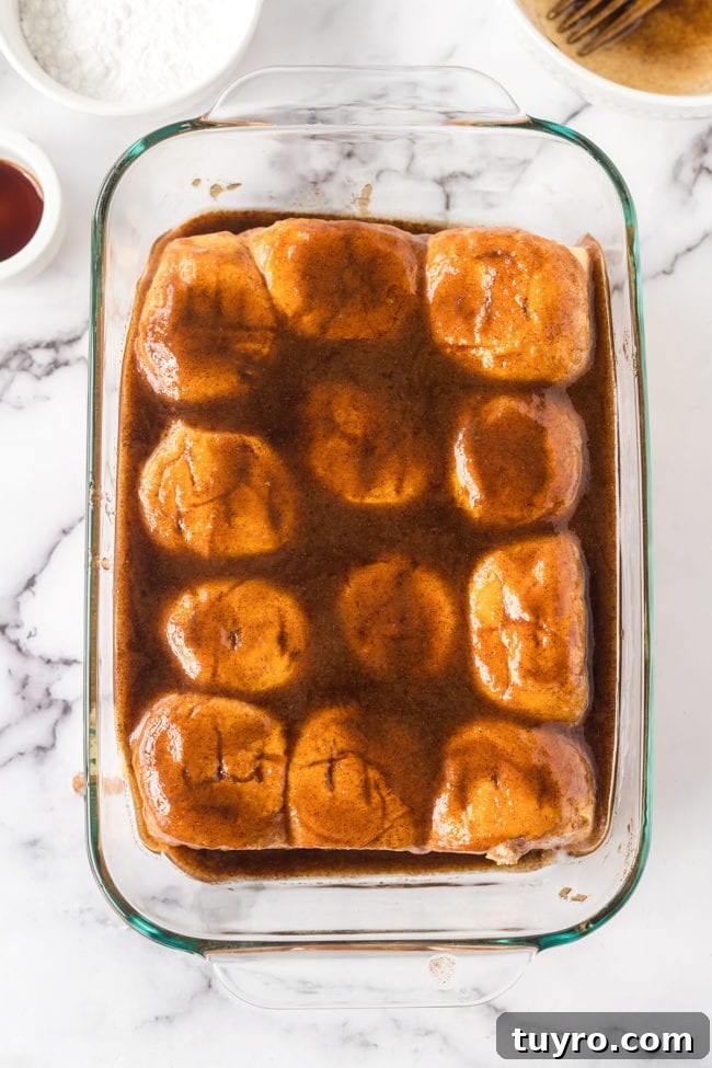 30-Minute Homemade Cinnamon Rolls 4 Hawaiian rolls covered in cinnamon and sugar butter for an easy cinnamon roll hack