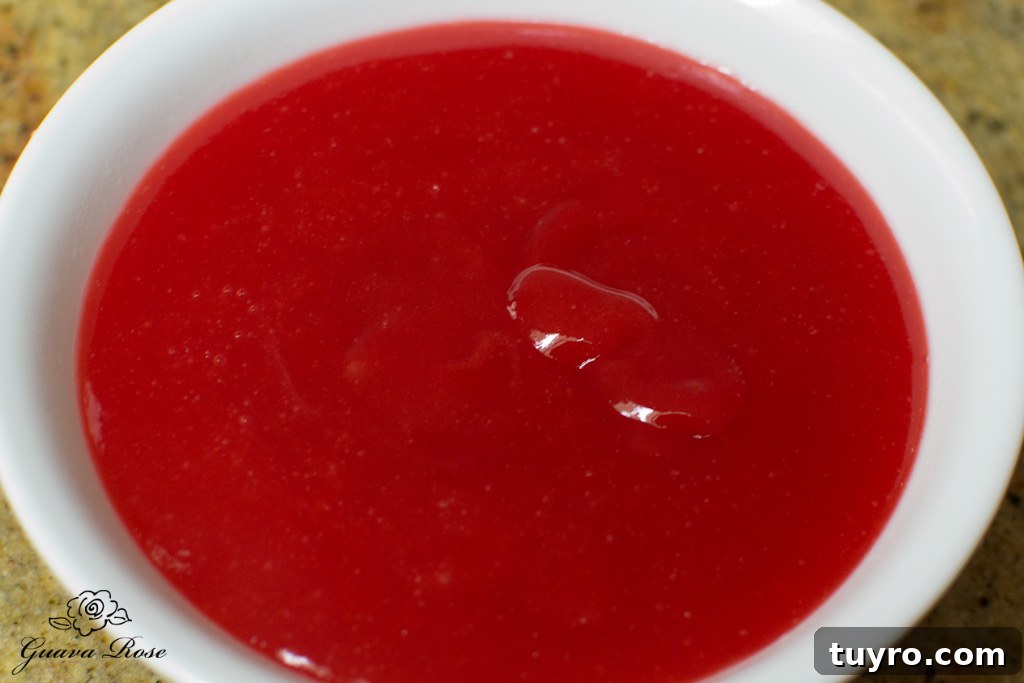 Guava glaze in bowl