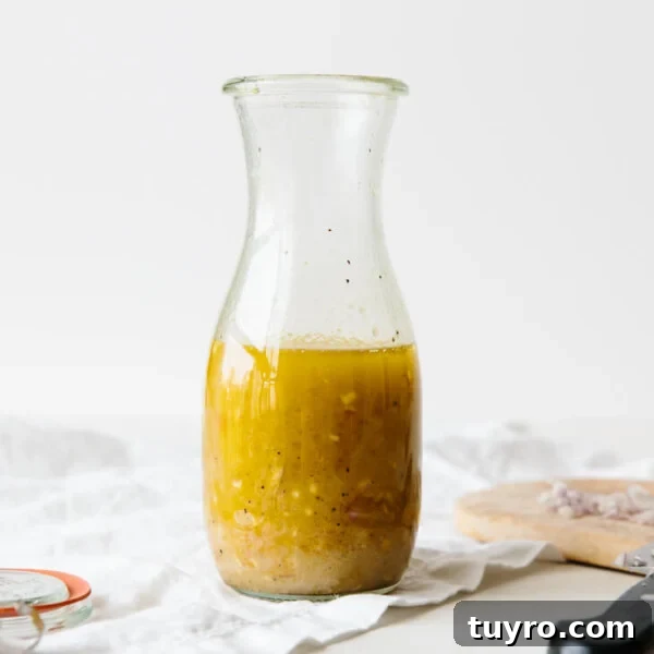 14 Fresh Salad Dressings and Vinaigrettes You’ll Love 9 Champagne vinaigrette.